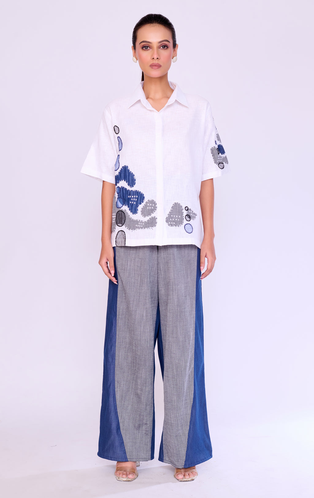 Pebble Appliqué White Shirt