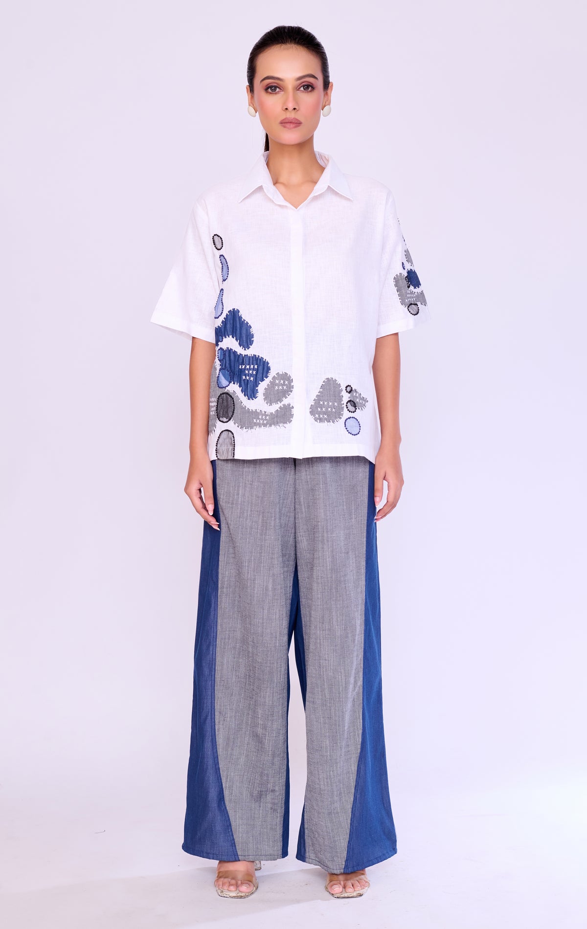 Pebble Appliqué White Shirt