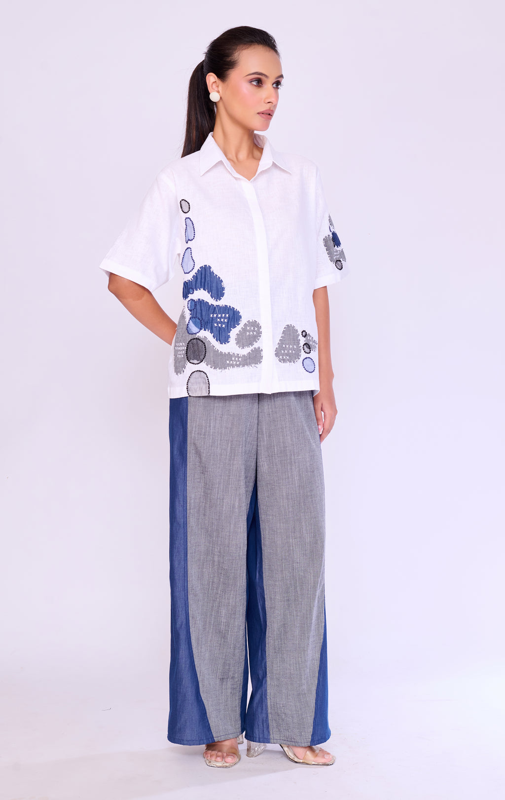 Pebble Appliqué White Shirt